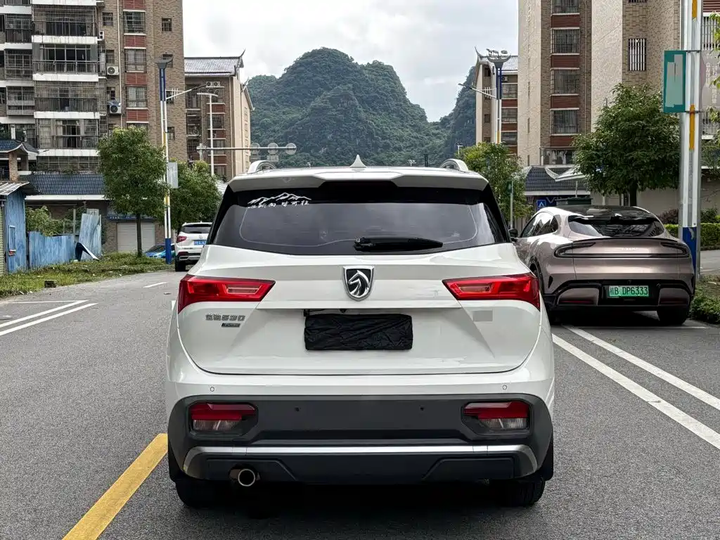Baojun 530 2020 2020 1.5T CVT Prestige Connect 6-Seater