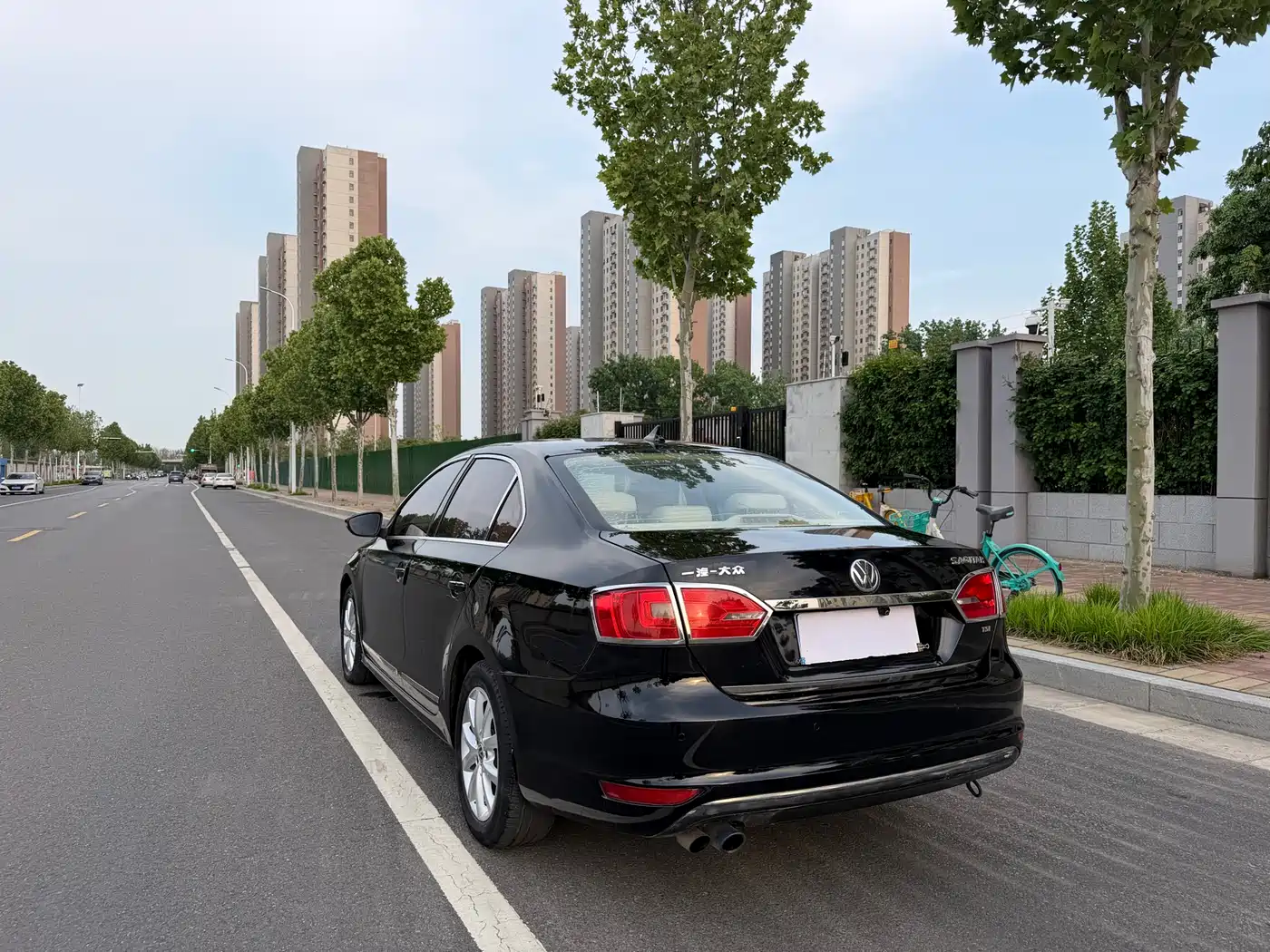 Volkswagen Sagitar 2012 1.4TSI Automatic Luxury фото 16