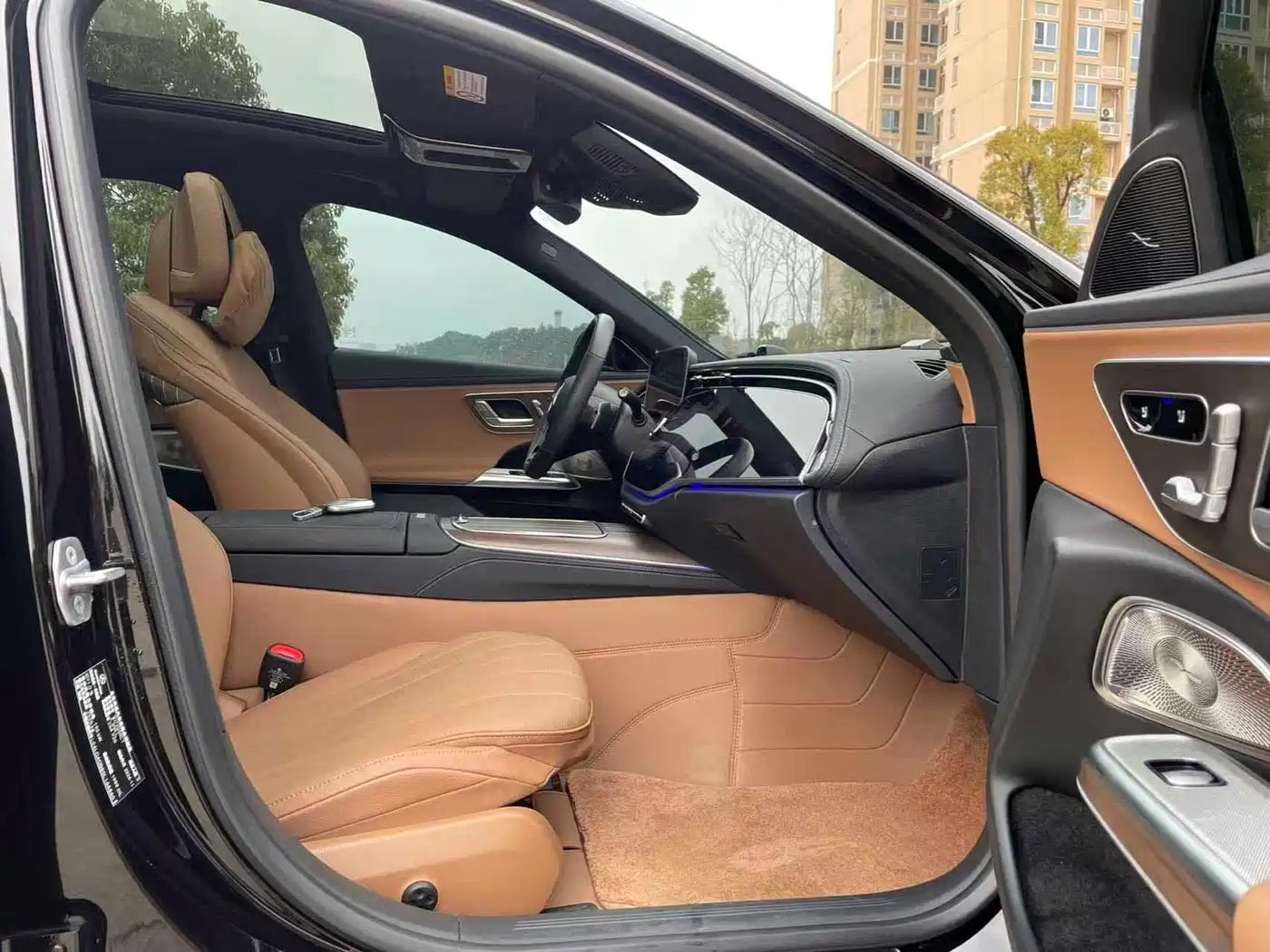 Mercedes-Benz E-Class 2025 E 300 L Luxury фото 10