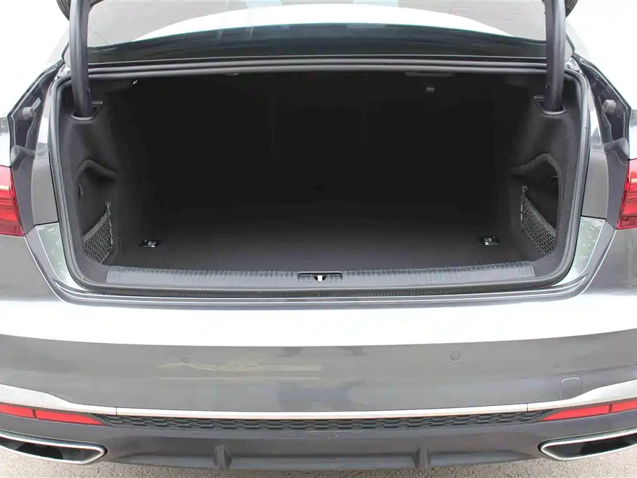 Audi A4L 2020 40 TFSI Luxury Dynamic фото 6