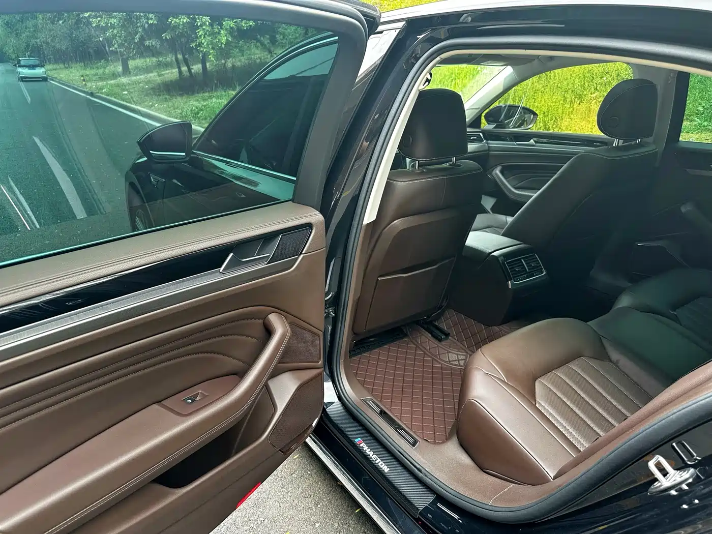 Volkswagen Phideon 2021 380TSI Luxury Edition фото 11