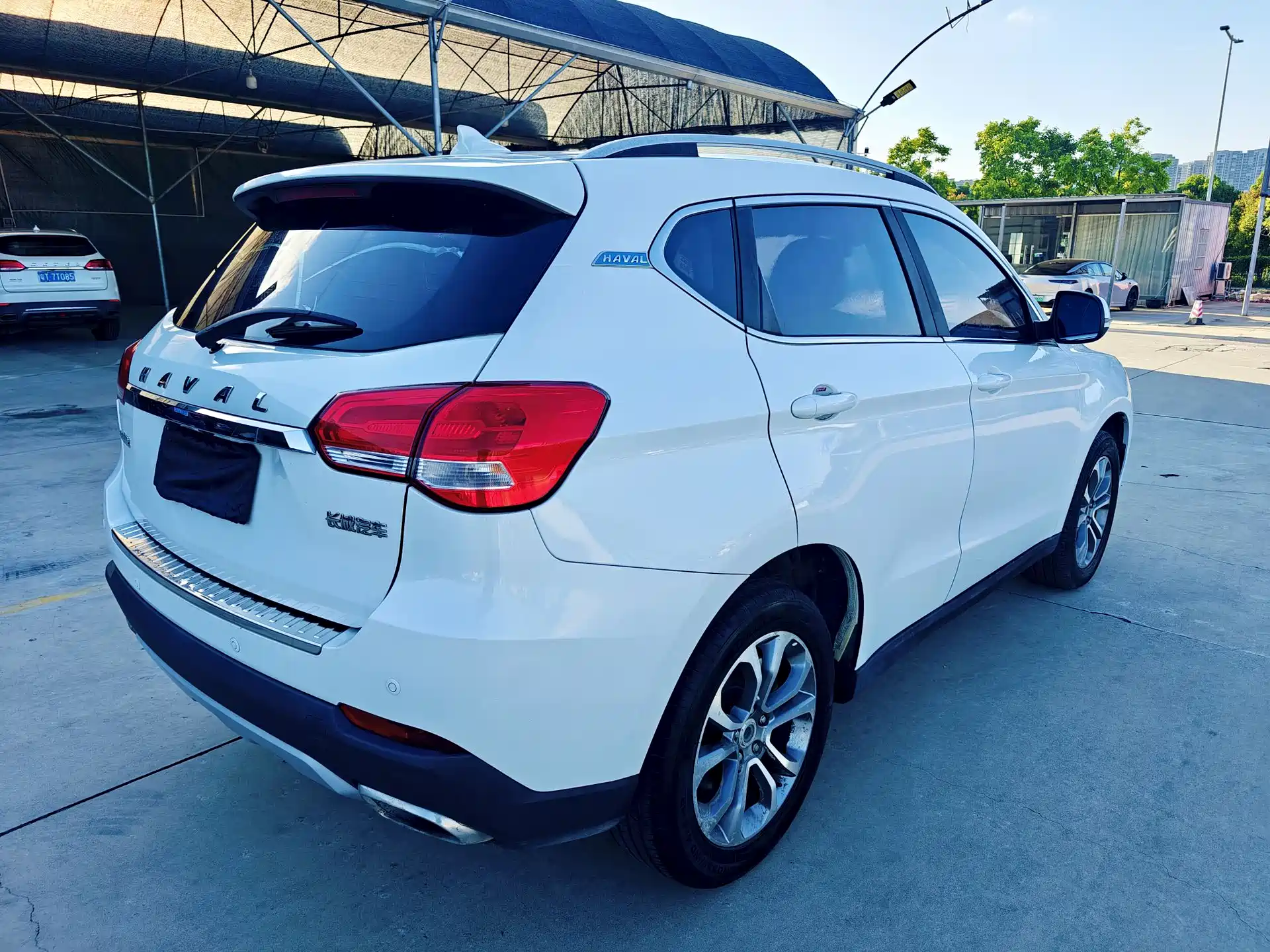 Фото 6 - Haval H2