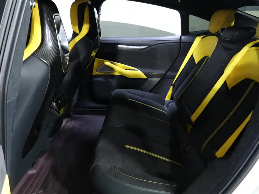 XIAOMI CAR XIAOMI SU7 ULTRA