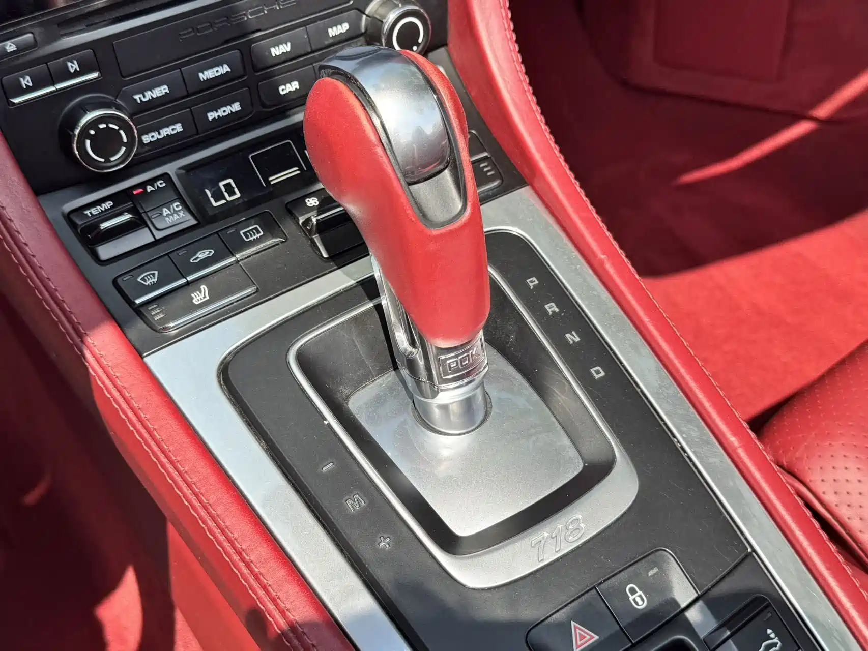 صورة 12 - Porsche 718