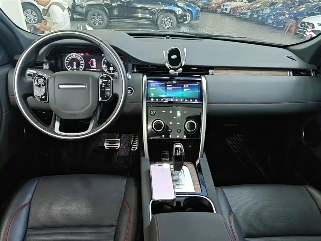 Land Rover Discovery Sport 2020 249PS R-Dynamic Performance Tech 7-seater фото 10