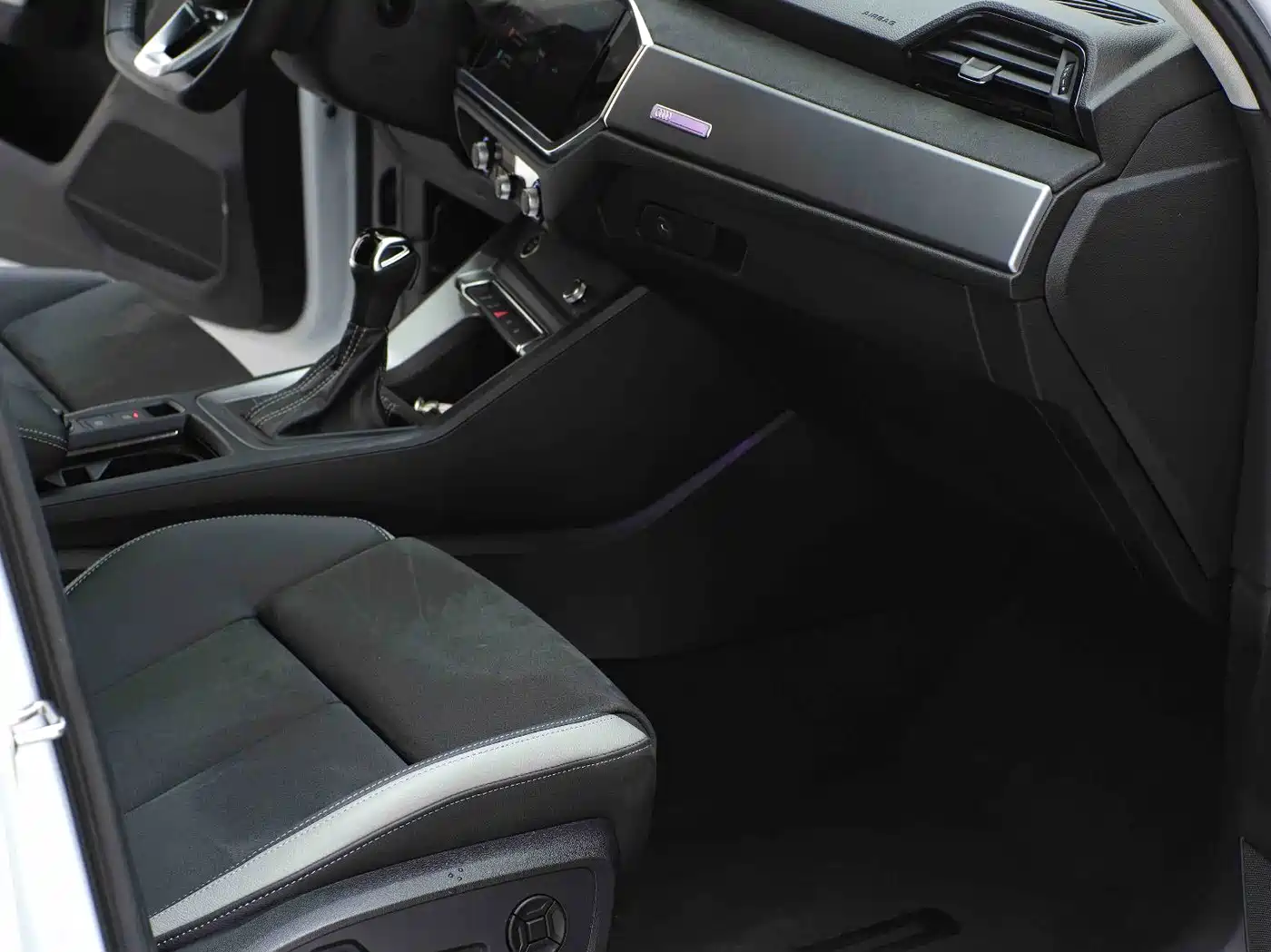 Audi Q3 2022 35 TFSI Fashion Dynamic фото 12