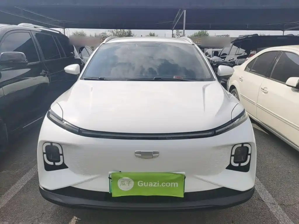 Фото 3 - Geely Geometry E Firefly