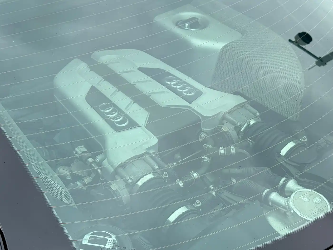 Audi R8 2014 4.2 FSI quattro фото 12