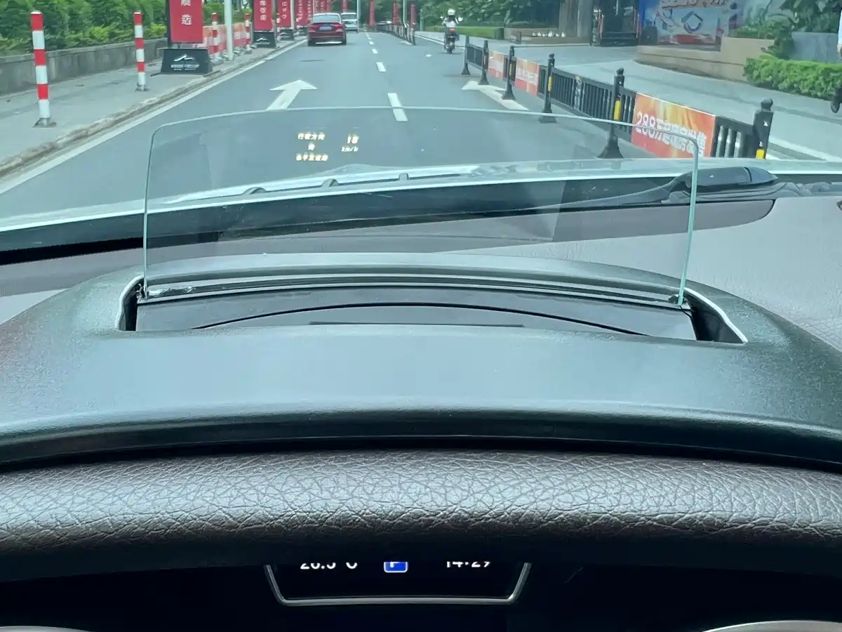 Mercedes-Benz GLE 2015 GLE 400 4MATIC фото 21