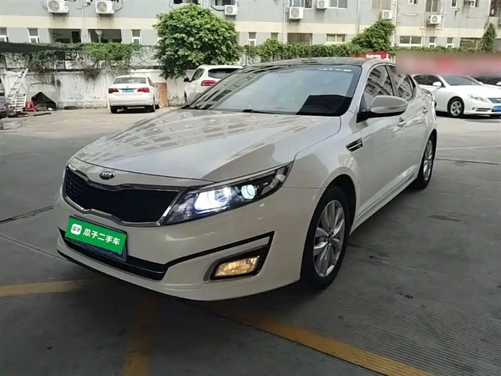 Kia K5 2015 2.0L Automatic GLS фото 2