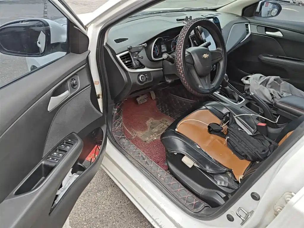 Chevrolet Cavalier 2016 1.5L Automatic Enjoyment Edition фото 16