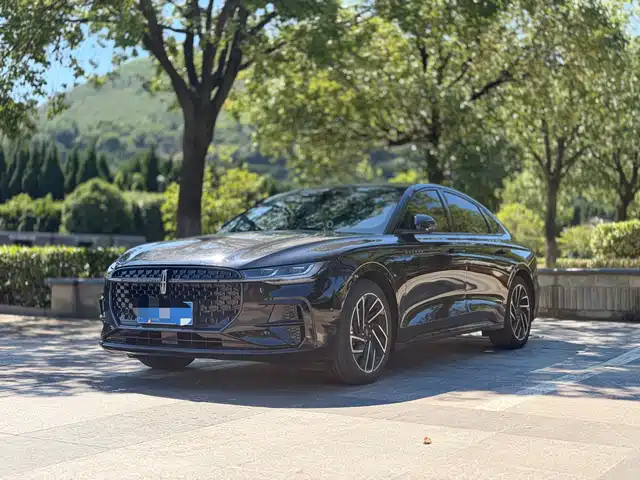 Lincoln Z 2023