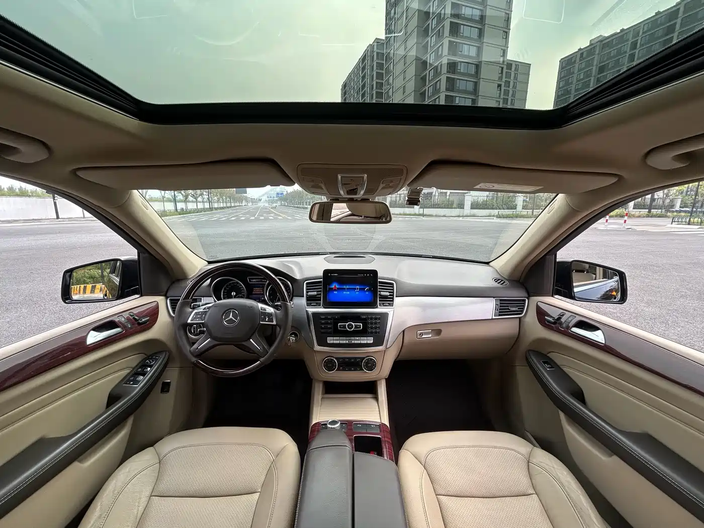 Mercedes-Benz M-Class 2015 ML 320 4MATIC фото 9