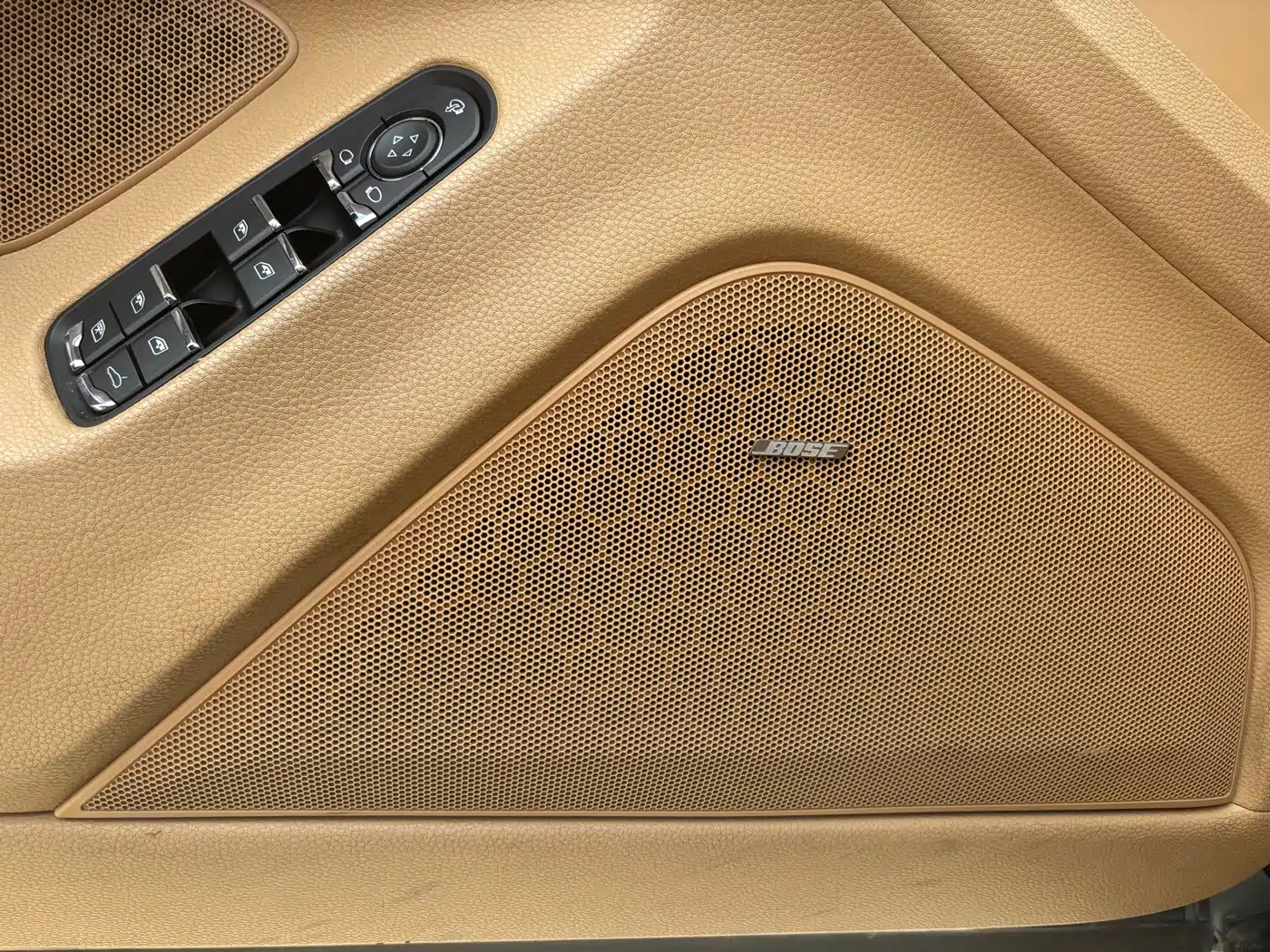 Porsche Panamera 2013 Panamera Platinum Edition 3.6L фото 7