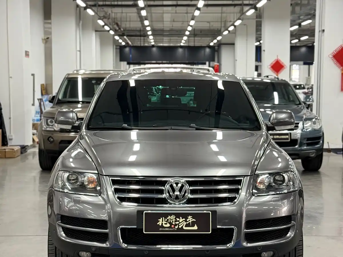 Volkswagen Touareg фото 2