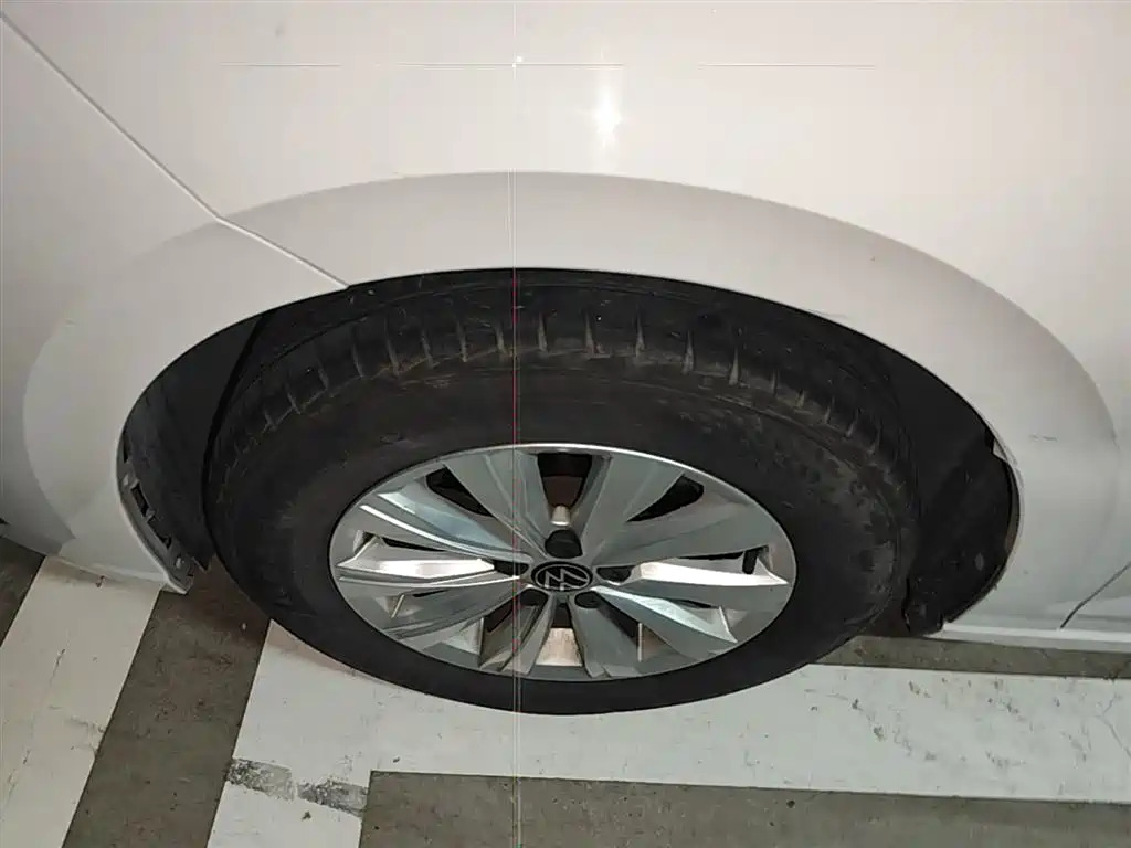 Volkswagen Lavida 2023 Xinrui 1.5L Auto Xinyi Edition фото 23
