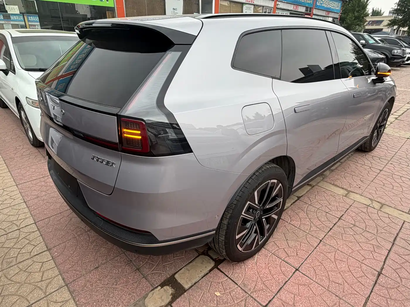 Volvo XC70 Plug-in Hybrid 2026 4WD Ultra Long Range Plus фото 5