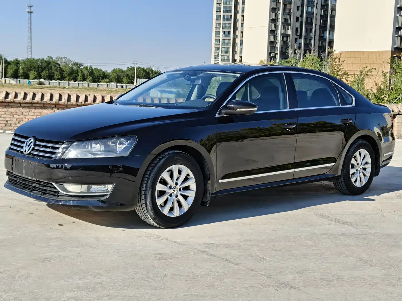 Volkswagen Passat 2014 1.8TSI DSG Luxury Edition