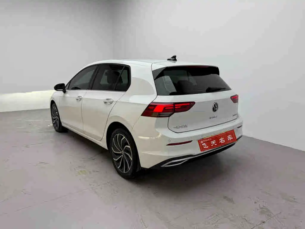 Volkswagen Golf 2021 200TSI DSG Pro фото 4