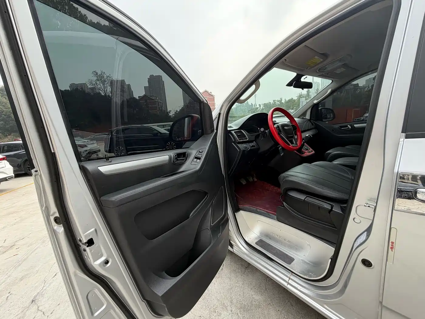 SAIC MAXUS CHASE G10