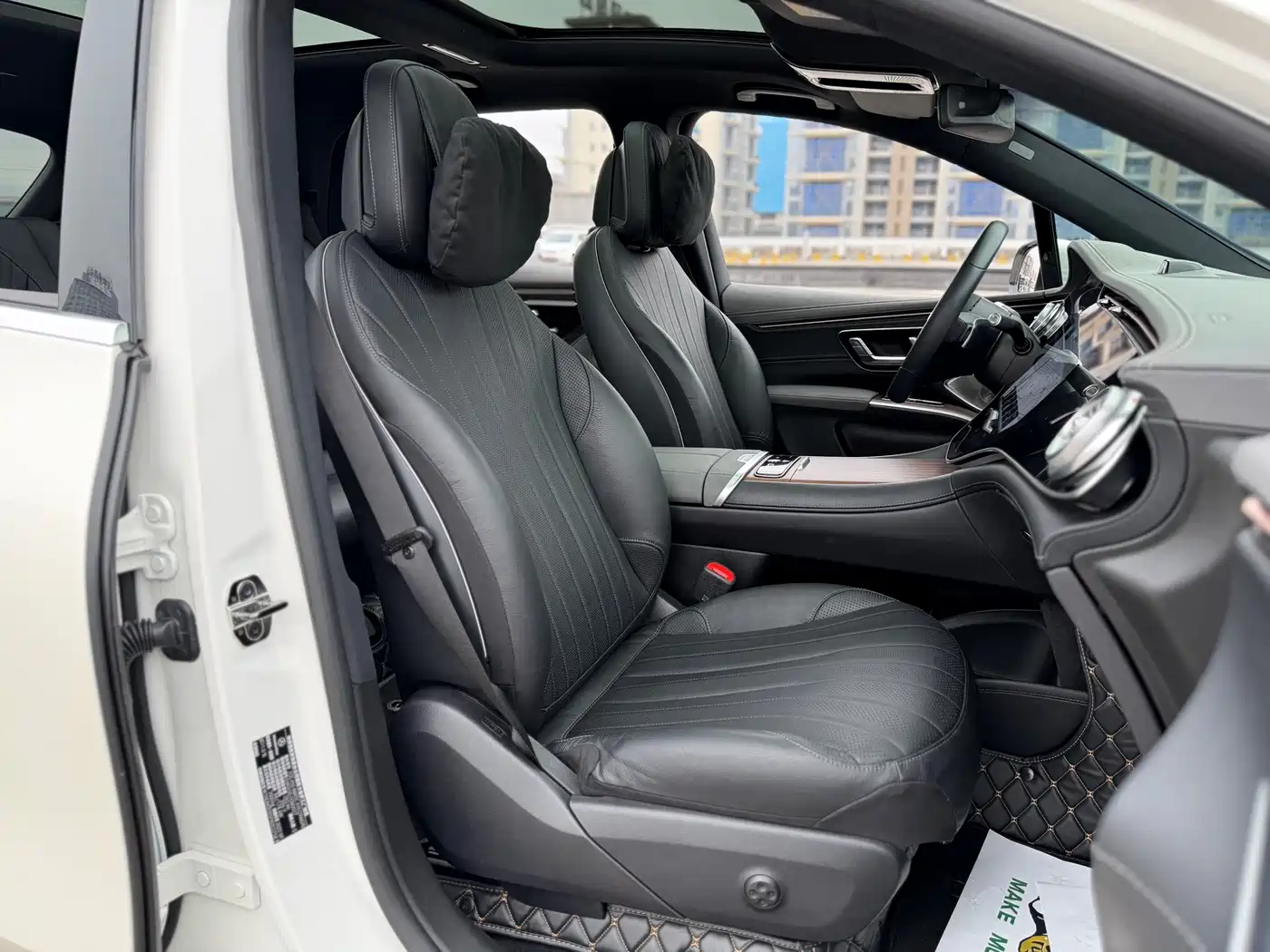 Mercedes-Benz EQS SUV 2023 450 4MATIC Pioneer Edition фото 21
