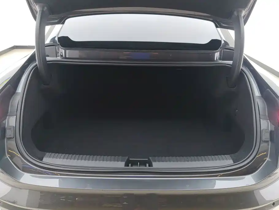 Lynk & Co Z10 2026 2025 95kWh 766km RWD Max