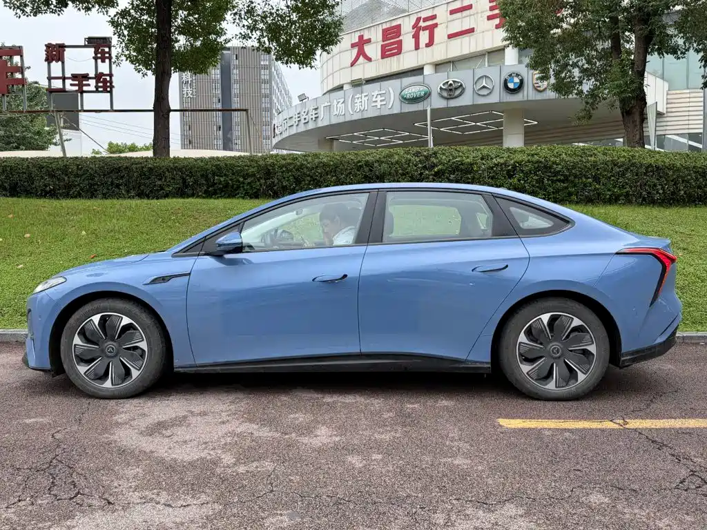 2025 Hongqi Tiangong 05