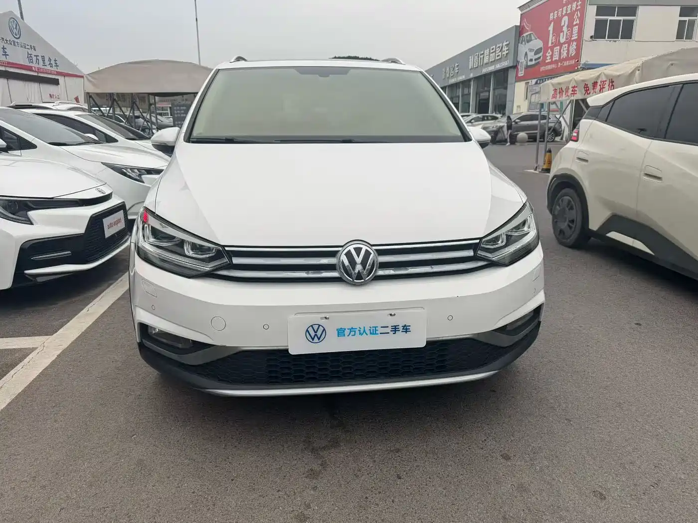 Volkswagen Touran 2019 2018 Touran L 280TSI DSG Frontier Edition 7-Seater China V