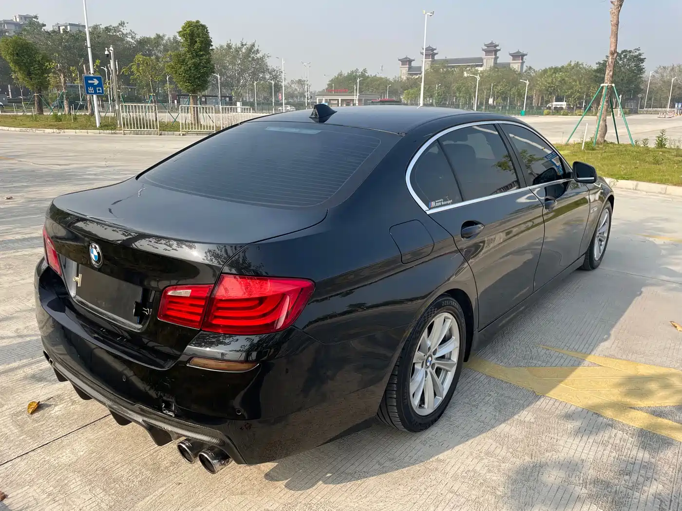 BMW 5 Series 2013 525Li Luxury фото 6