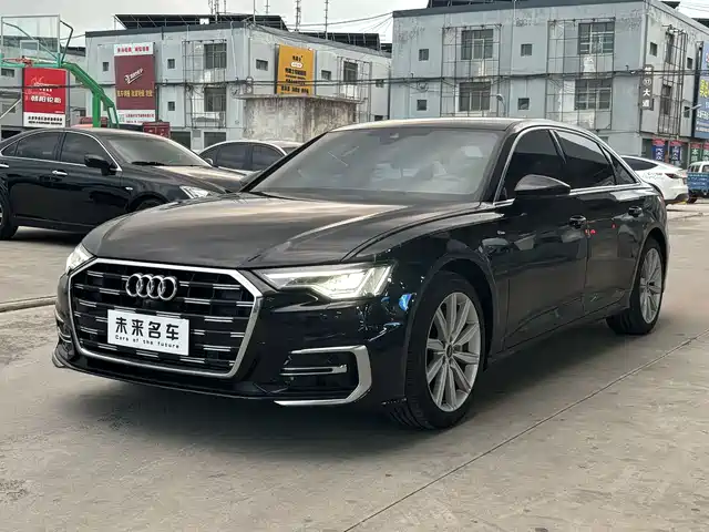 Audi A6L 2022