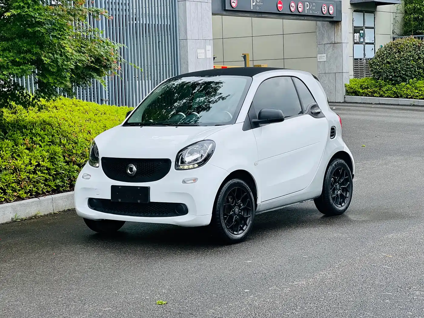 smart fortwo 2018 2015 1.0L 52kW Hardtop Agile