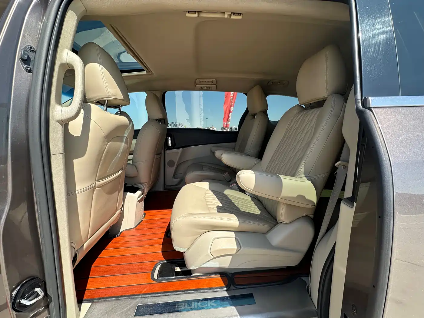 Buick GL8 2017 25S Luxury China V фото 11