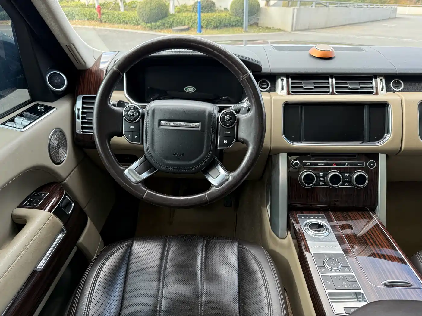 Land Rover Range Rover 2014 3.0 SC V6 Vogue фото 10