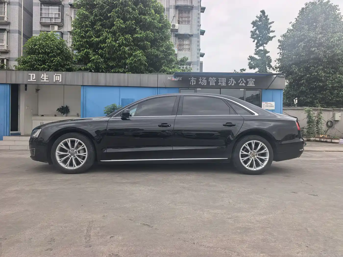 Audi A8 2013 A8L 45 TFSI quattro Comfort фото 4