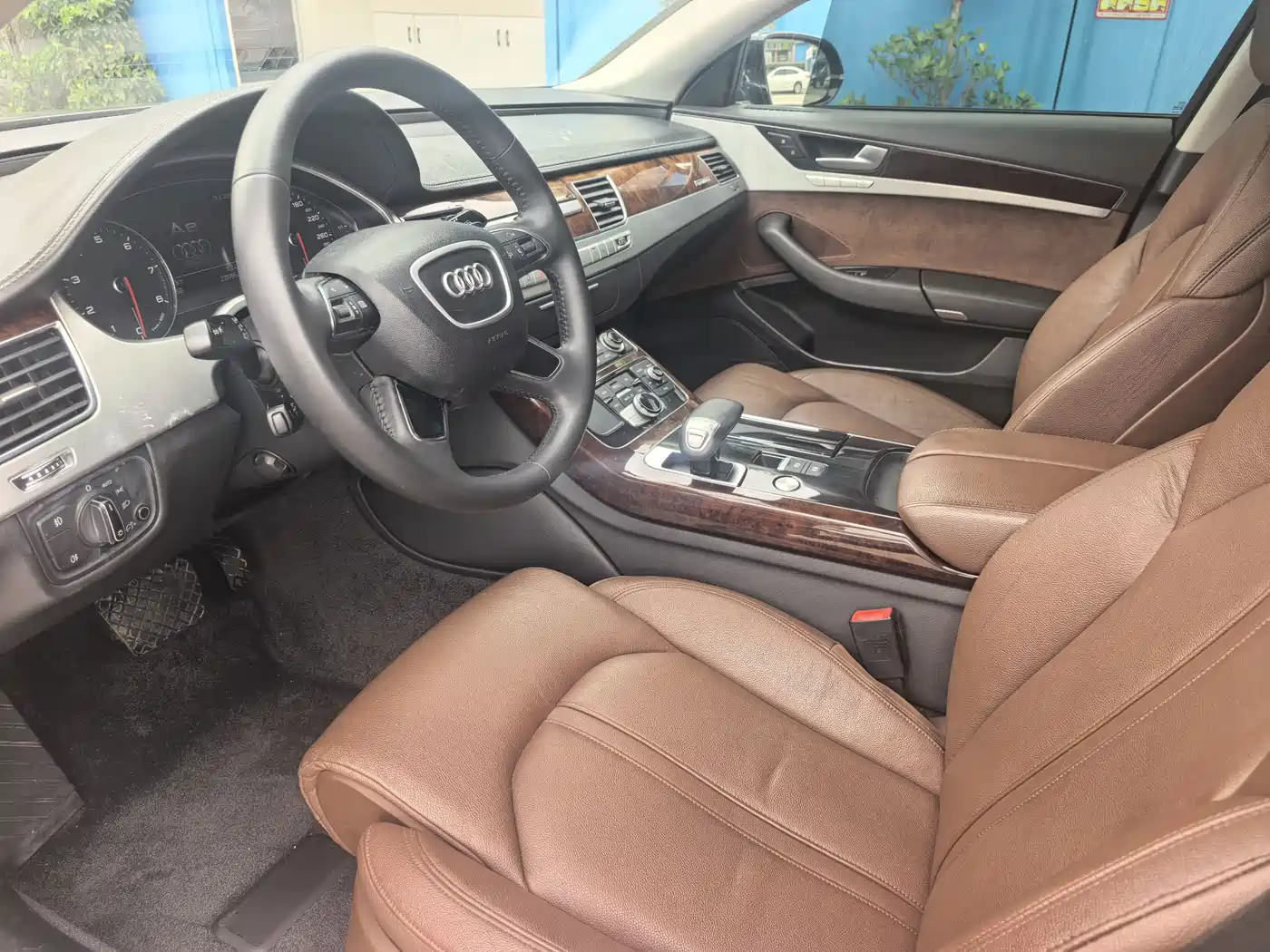Audi A8 2013 A8L 45 TFSI quattro Comfort фото 12