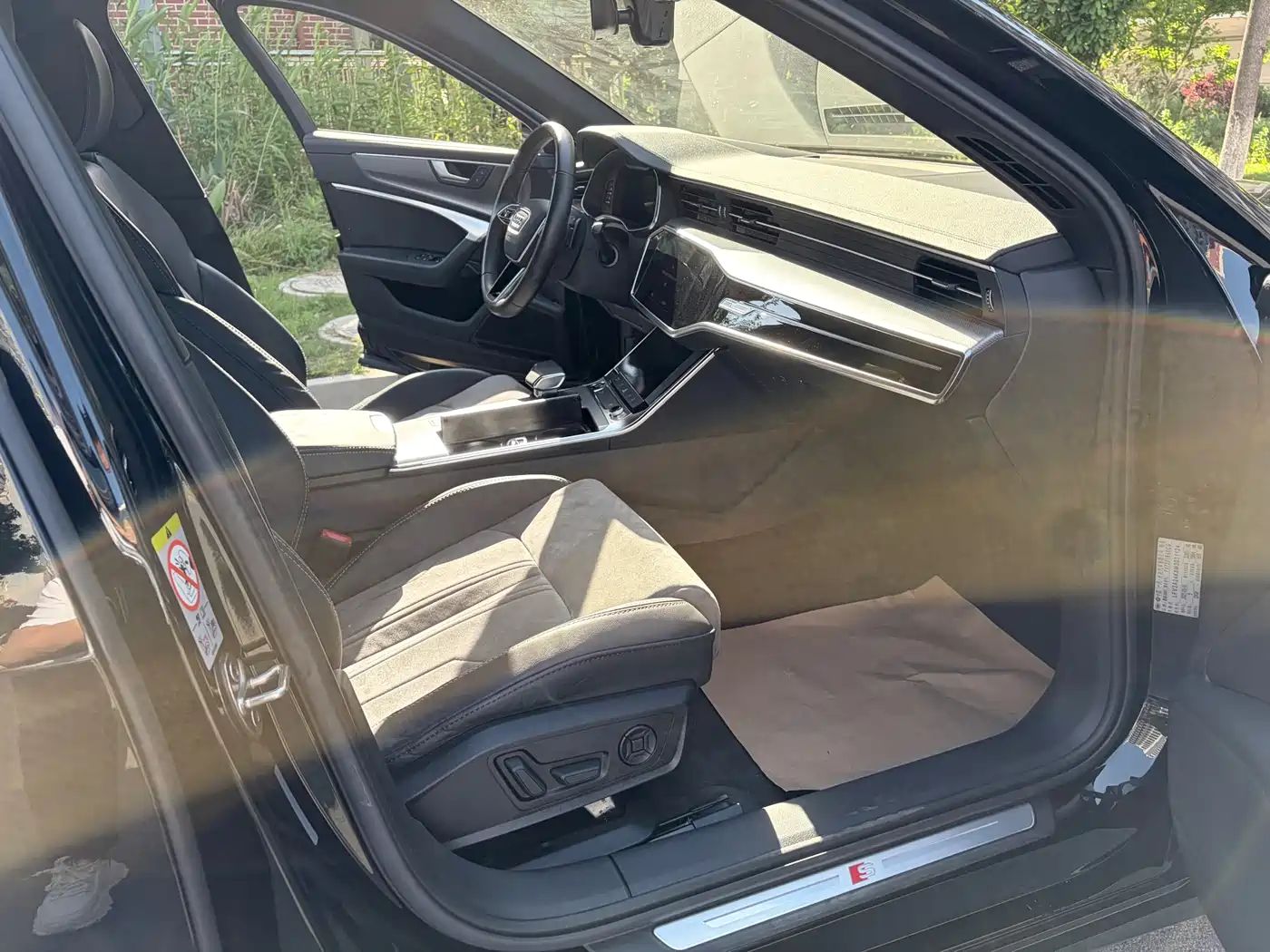 Audi A6L 2021 45 TFSI Exclusive Sport фото 9