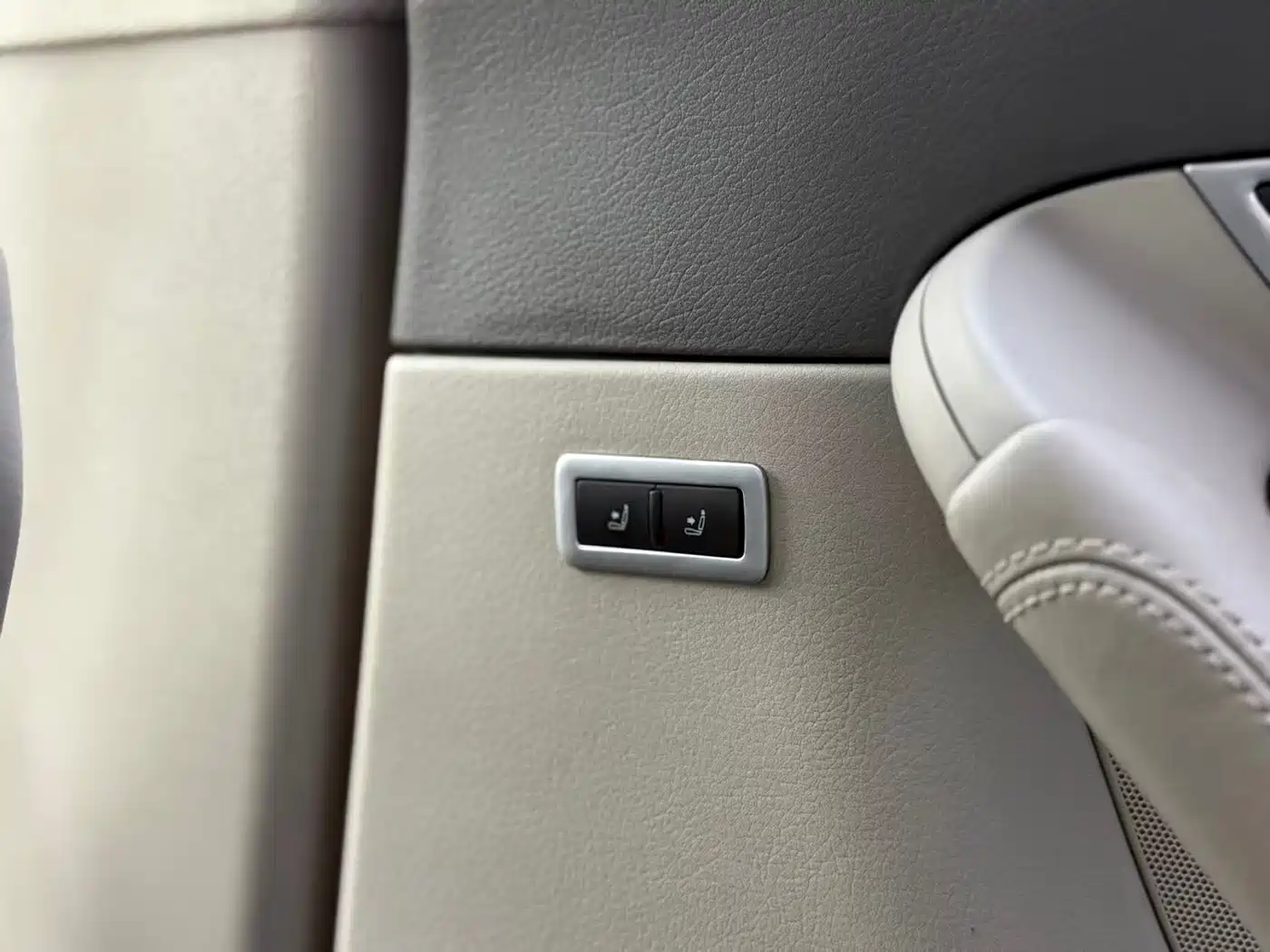 Audi A6L 2010 2.4L Luxury фото 22