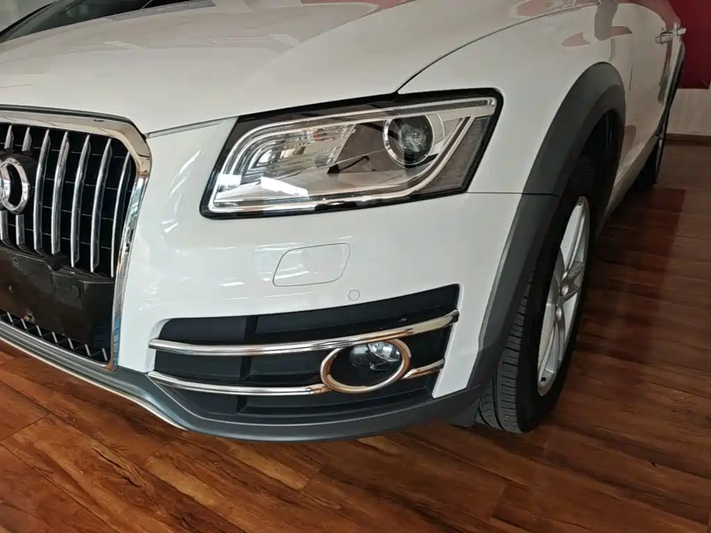 Audi Q5 2018 2017 Plus 40 TFSI Technology