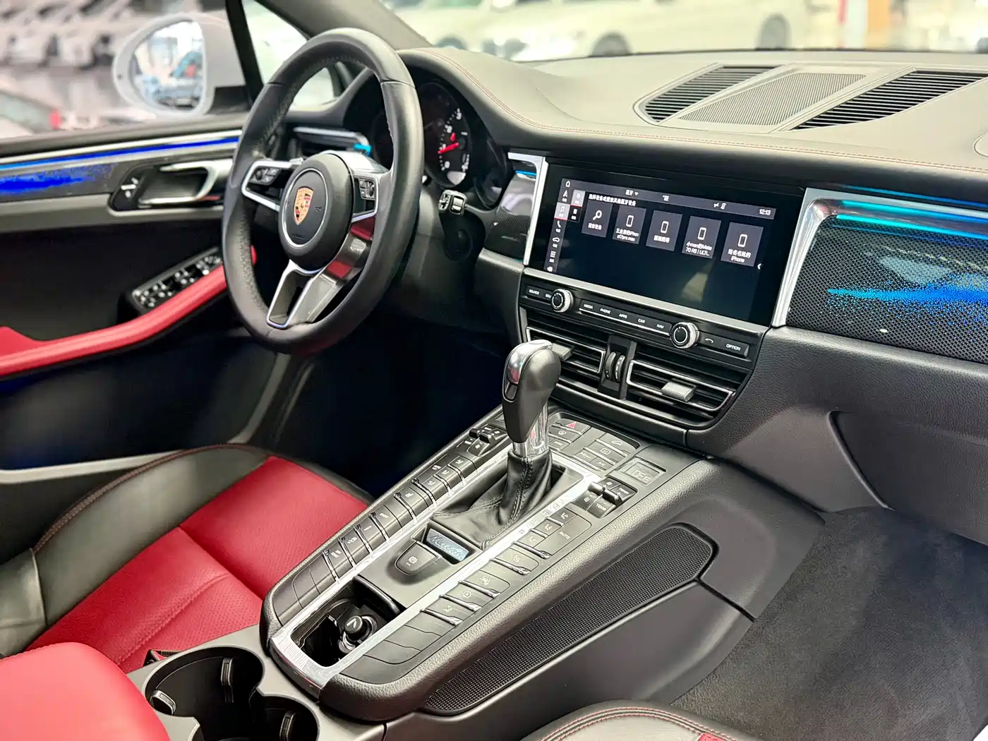 Porsche Macan 2018 Macan 2.0T фото 8