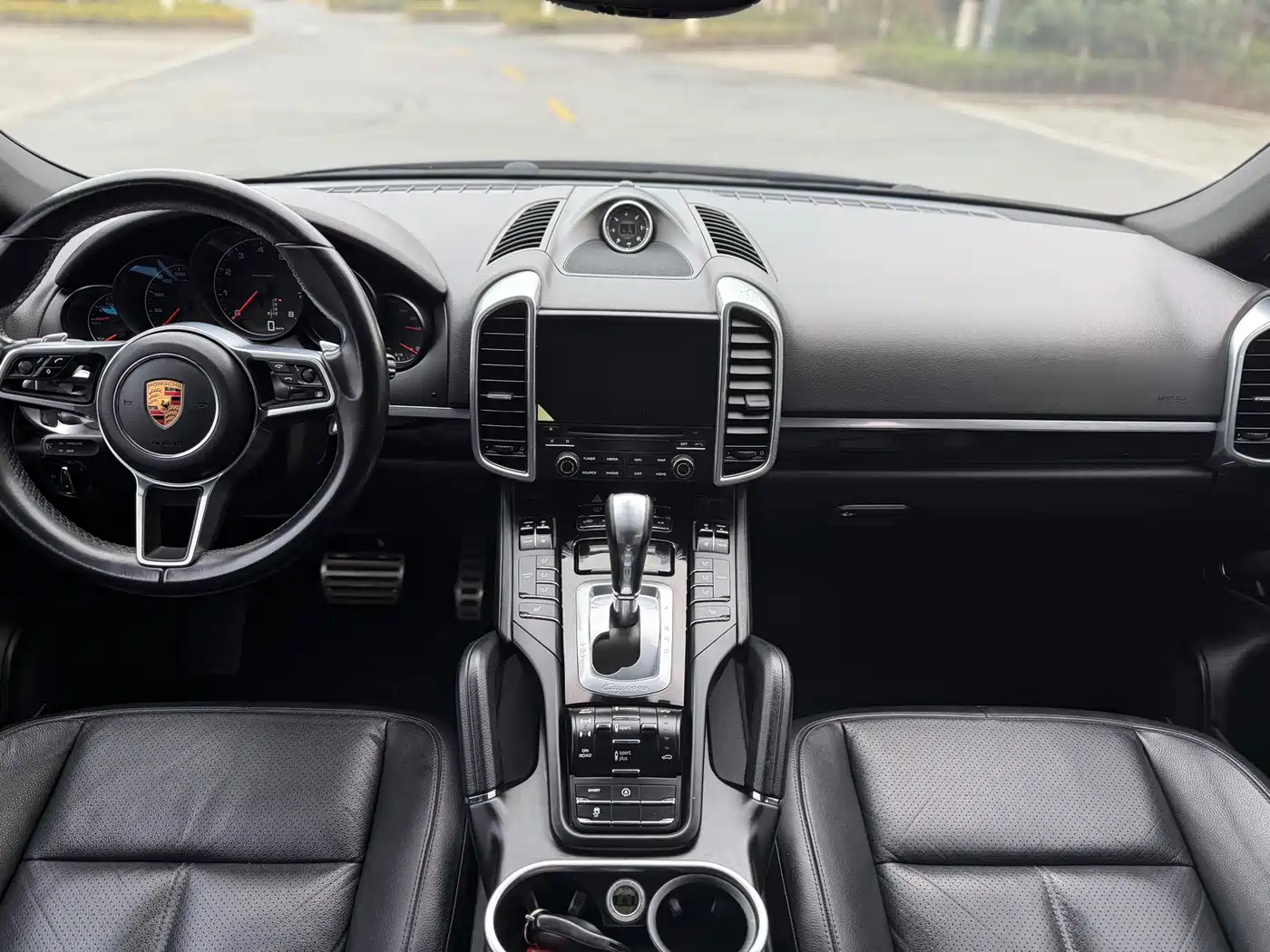 Porsche Cayenne 2016 Cayenne 3.0T фото 9