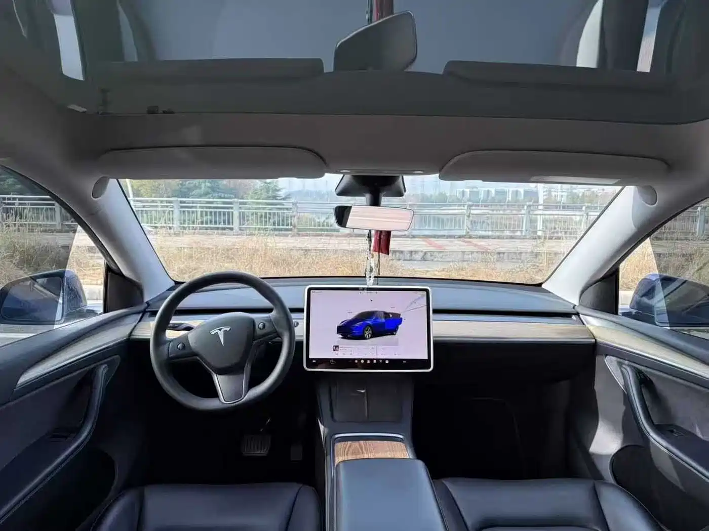 Фото 4 - Tesla Model Y