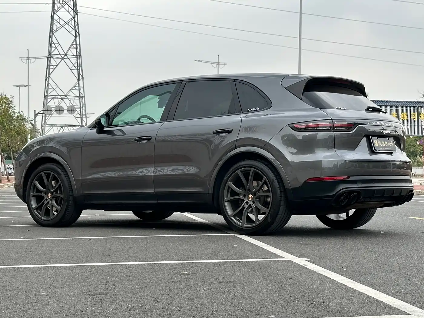 PORSCHE CAYENNE