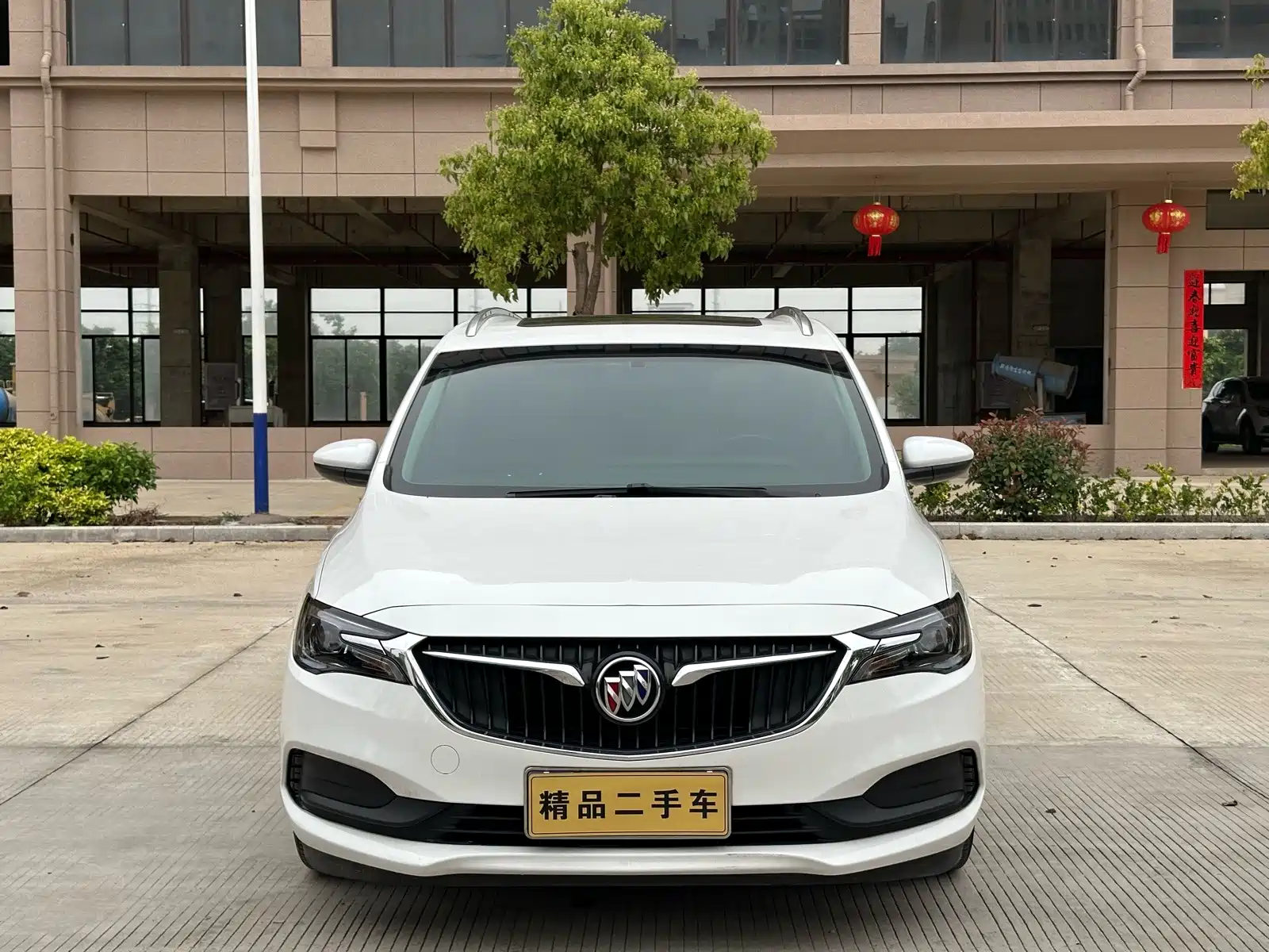 Фото 2 - Buick GL6