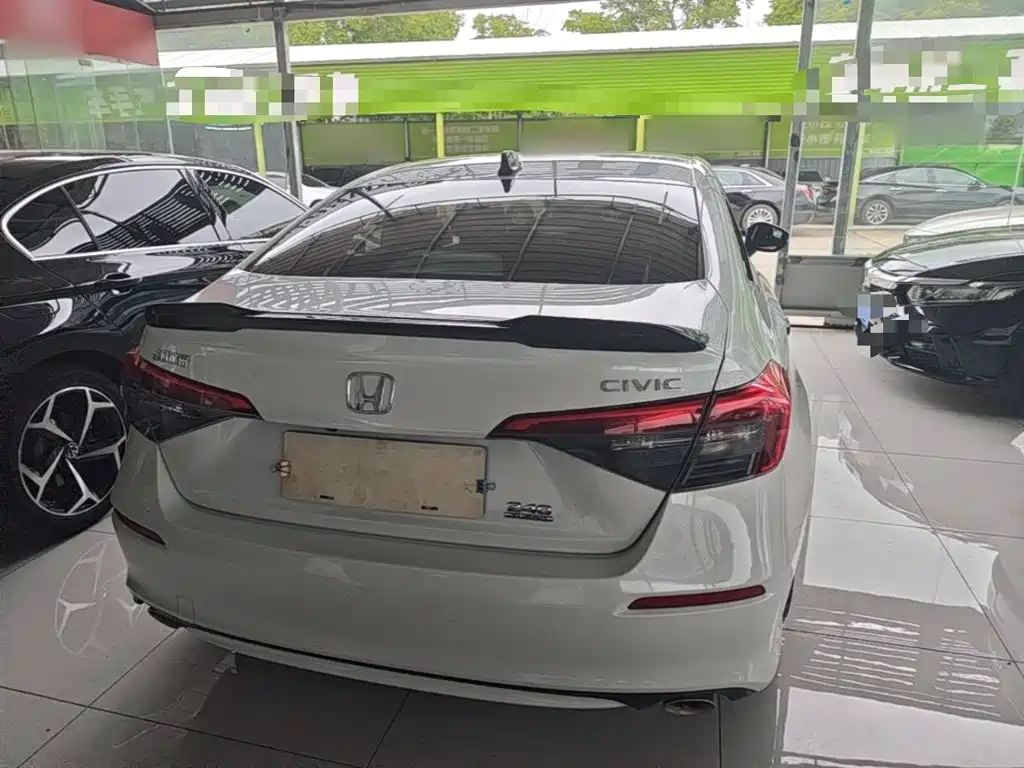 Photo 6 - Honda Civic