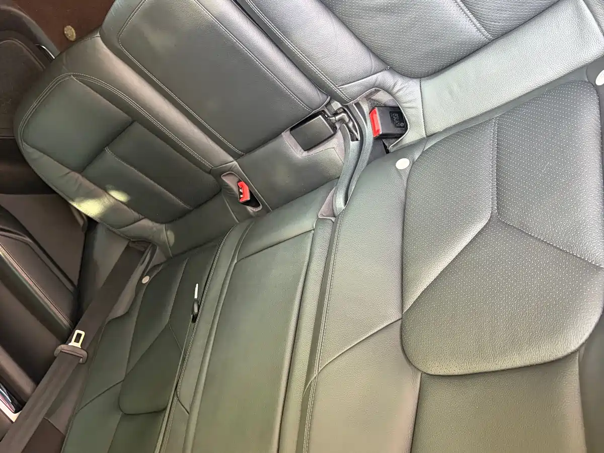 Porsche Cayenne 2014 Cayenne Platinum Edition 3.0T фото 5