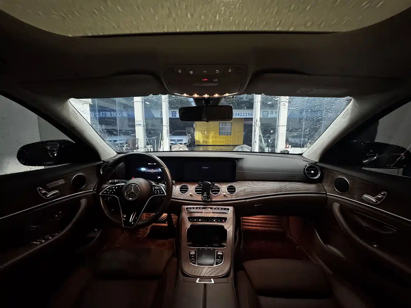 Mercedes-Benz E-Class 2023 E 260 L фото 5