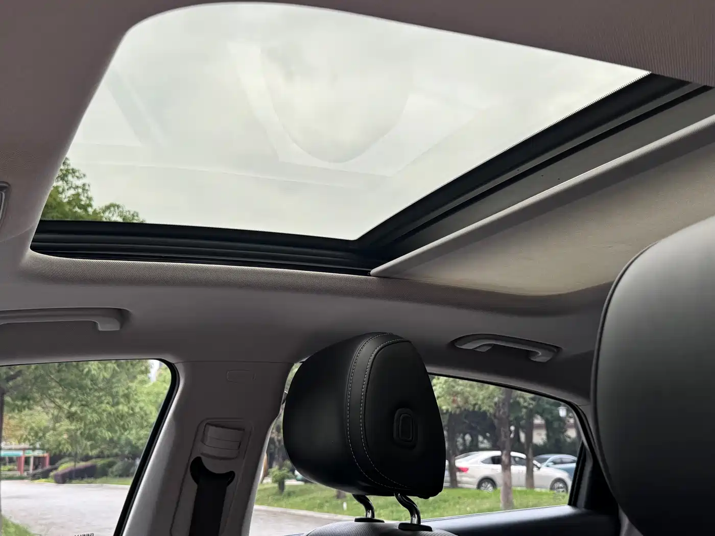 GEELY AUTOMOBILE BORUI