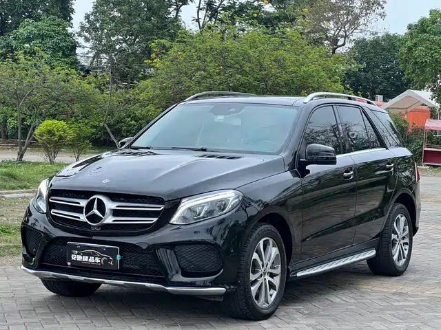 MERCEDES-BENZ GLE