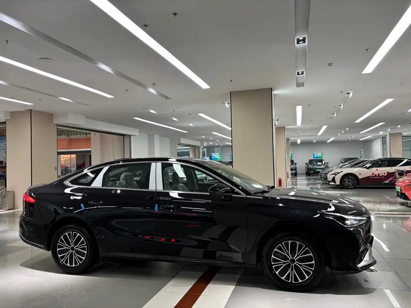 Geely Galaxy Galaxy Stellar 6 2025 60km Voyager Edition фото 4