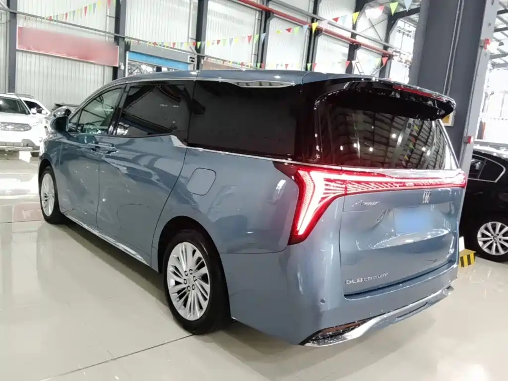 Buick Century 2024 2023 2.0T 7-Seater World Edition